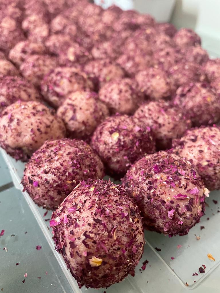 ROSE PISTACHIO LADOO