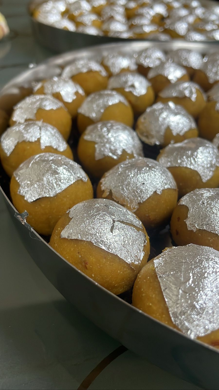 BESAN LADOO