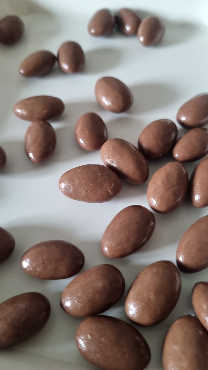ALMOND DRAGEES