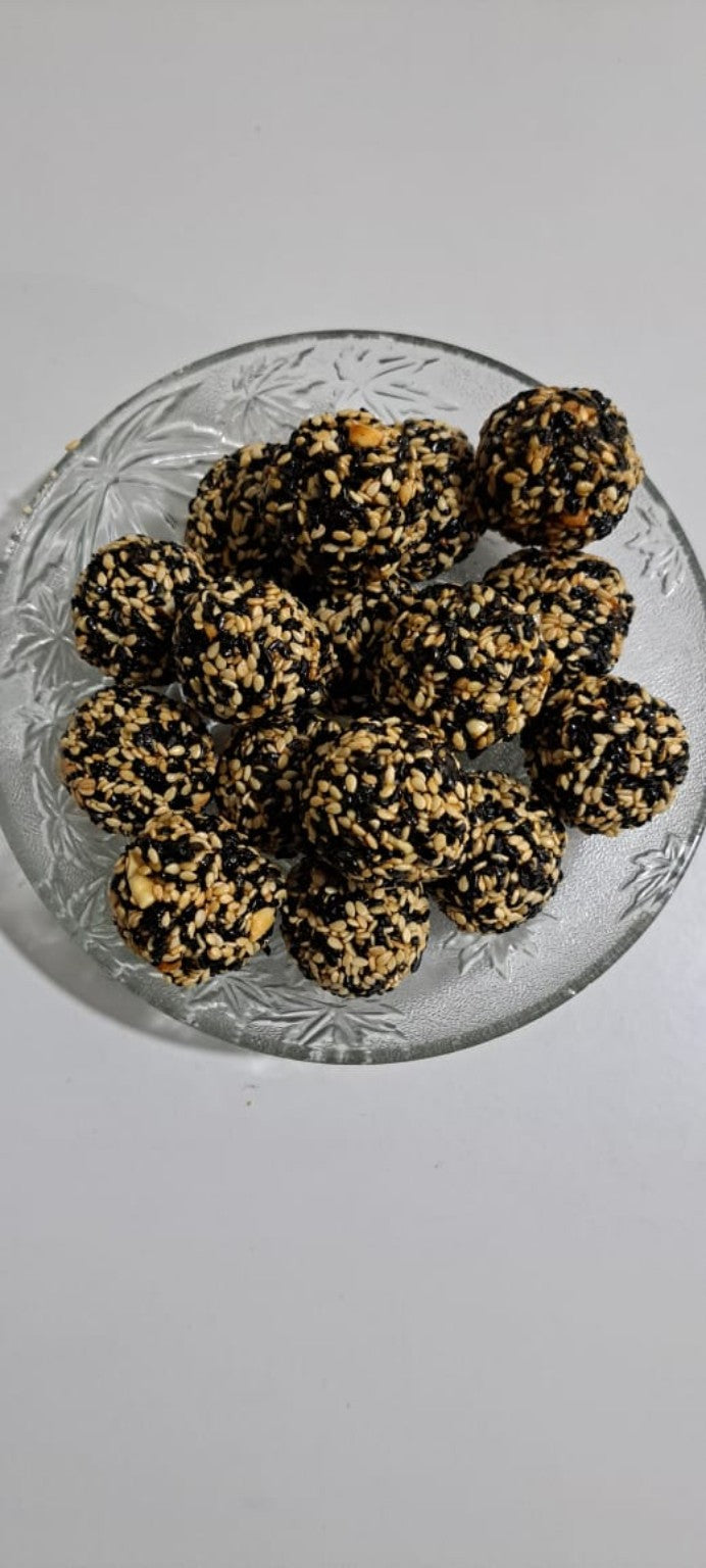 BLACK TIL LADOO
